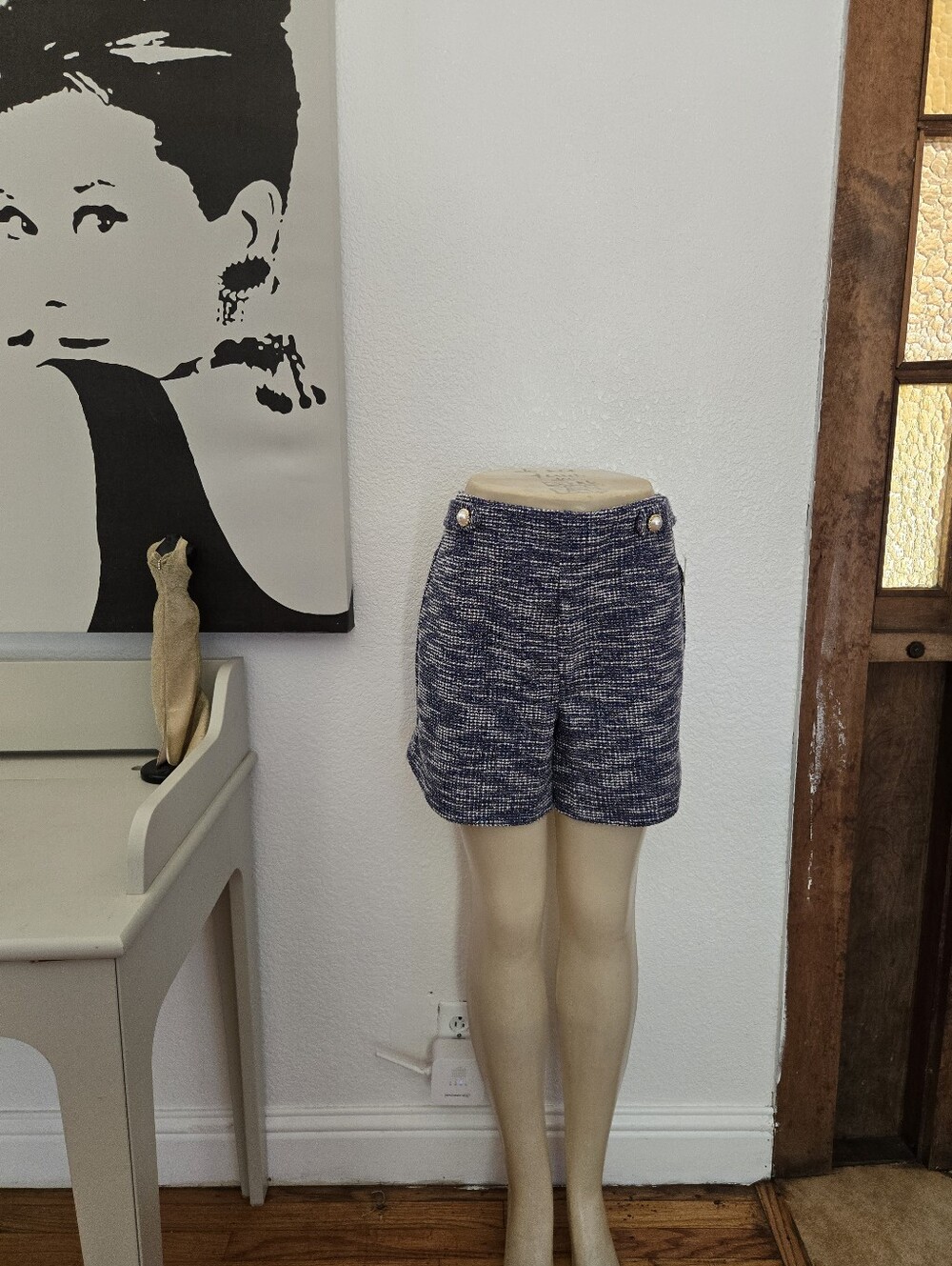 NWT Womens Messini Classic Navy Tweed Shorts Size Large